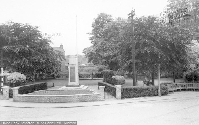 Photo of Quorn, The Memorial c.1965
