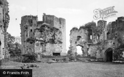 Castle 1931, Raglan