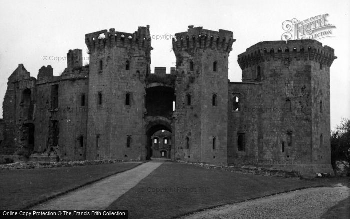 Photo of Raglan, Castle 1955