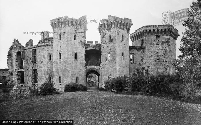 Photo of Raglan, Castle, Grand Front Entrance 1931
