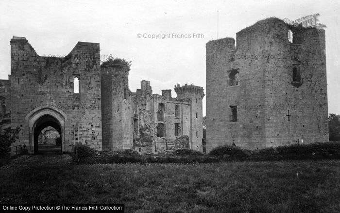 Photo of Raglan, Castle, South Entrance And Keep From Bowling Green 1931