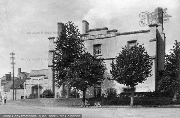 Photo of Raglan, The Beaufort Arms Hotel 1914