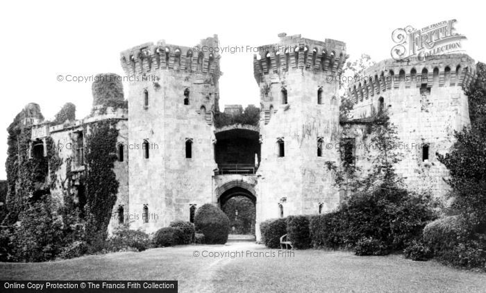 Photo of Raglan, The Castle 1906