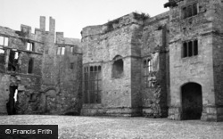 The Castle Courtyard c.1950, Raglan
