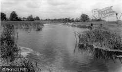Berwick Pond c.1960, Rainham