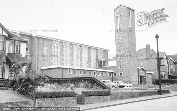 Photo of Rainham, Church Of St Thomas Of Canterbury c.1960