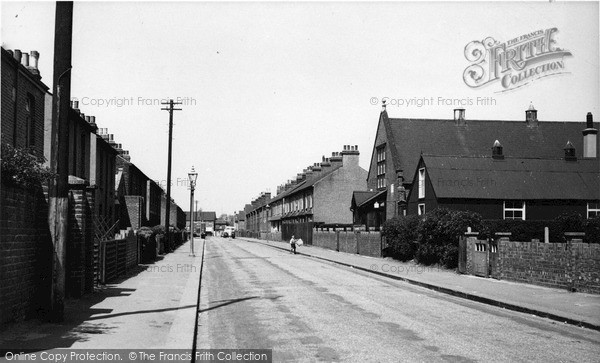 Photo of Rainham, Cowper Road c.1950