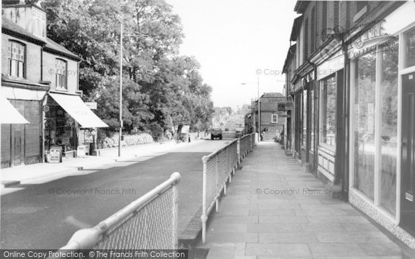 Photo of Rainham, High Street c.1960