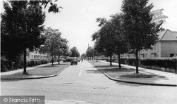 Ingrebourne Road c.1960, Rainham