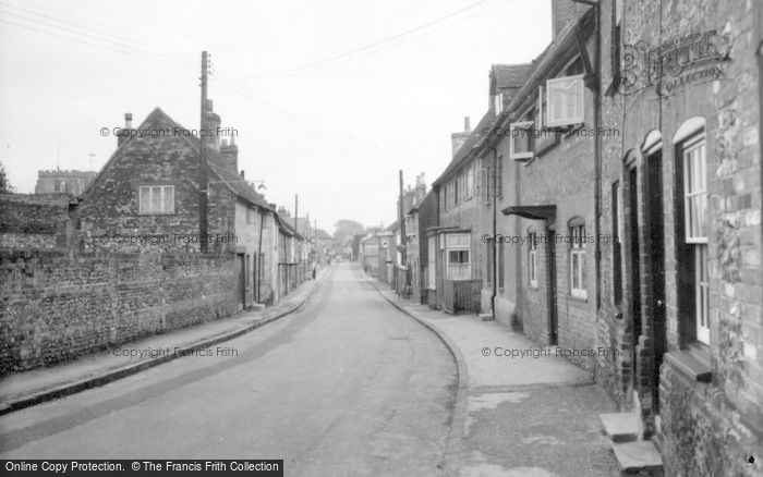 Photo of Ramsbury, High Street c.1955