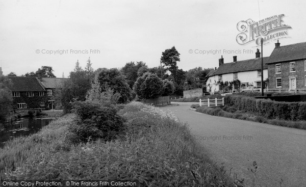 Photo of Ramsbury, Mill House And The Knapp c.1955