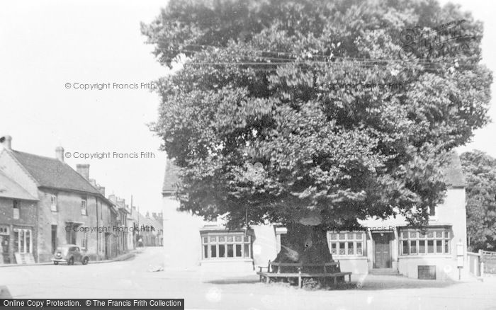 Photo of Ramsbury, The Square c.1955