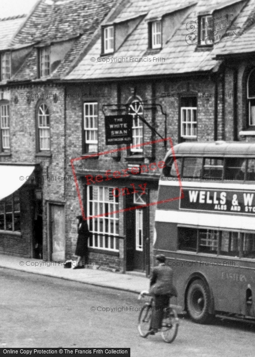 Photo of Ramsey, Waiting By The White Swan, The Great Whyte c.1955