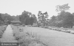 Hall Gardens c.1955, Raunds
