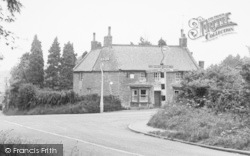 The Red Lion c.1955, Raunds