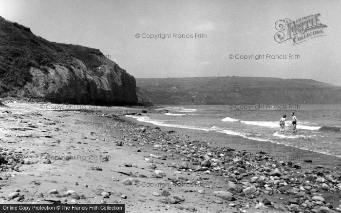 Photo of Ravenscar, Stoupe Beck Sands c.1960 - Francis Frith