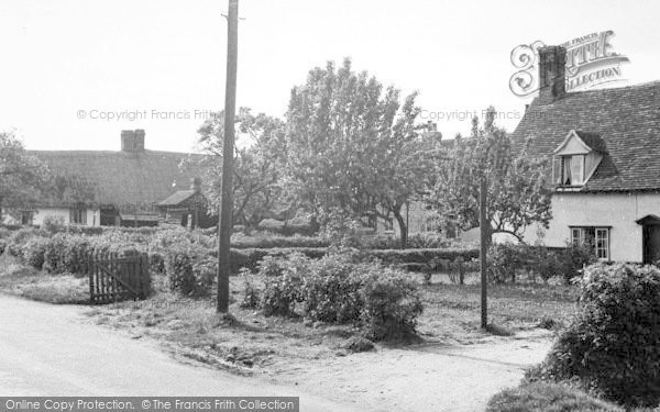 Photo of Rayne, Duck End Green c.1955