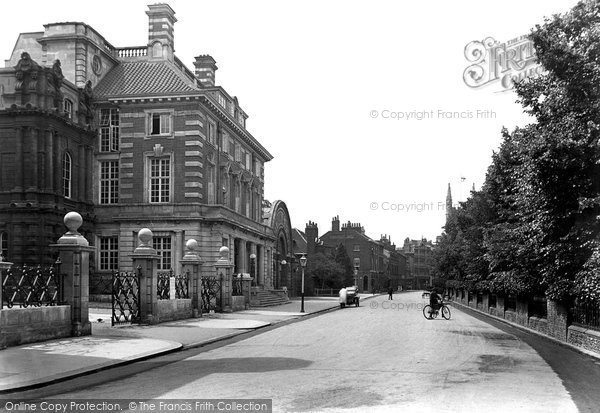 Photo of Reading, Berkshire County Council Buildings 1912
