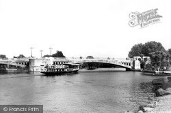 Caversham Bridge c.1955, Reading