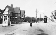 Caversham Hotel And Tram Terminus 1910, Reading