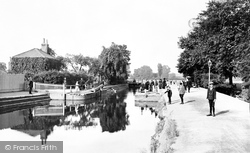 Caversham Lock 1912, Reading