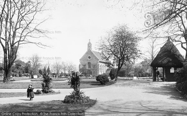 Photo of Reading, Forbury Gardens And St James's Church 1896