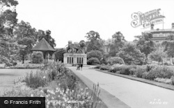 Forbury Gardens c.1955, Reading