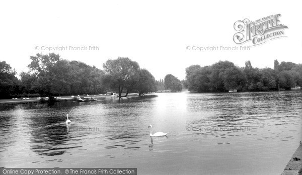 Photo of Reading, River Thames c.1965