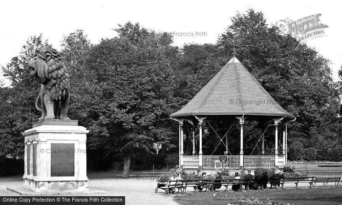 Photo of Reading, The Maiwand Memorial Bandstand 1923