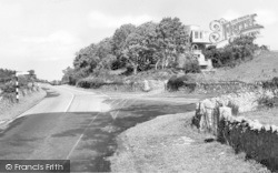 Cross Roads And Kiln Bungalow c.1960, Red Wharf Bay