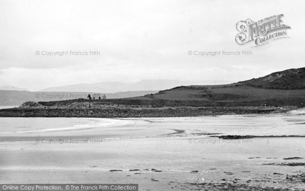 Photo of Red Wharf Bay, Dinas Beach c.1935