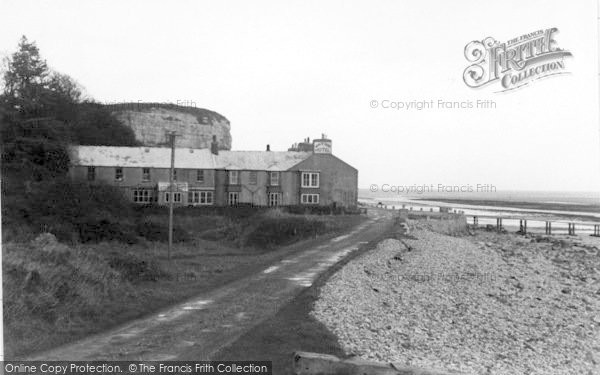 Photo of Red Wharf Bay, Min Y Don Hotel c.1950