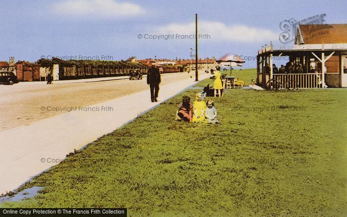 Photo of Redcar, Coast Road c.1955