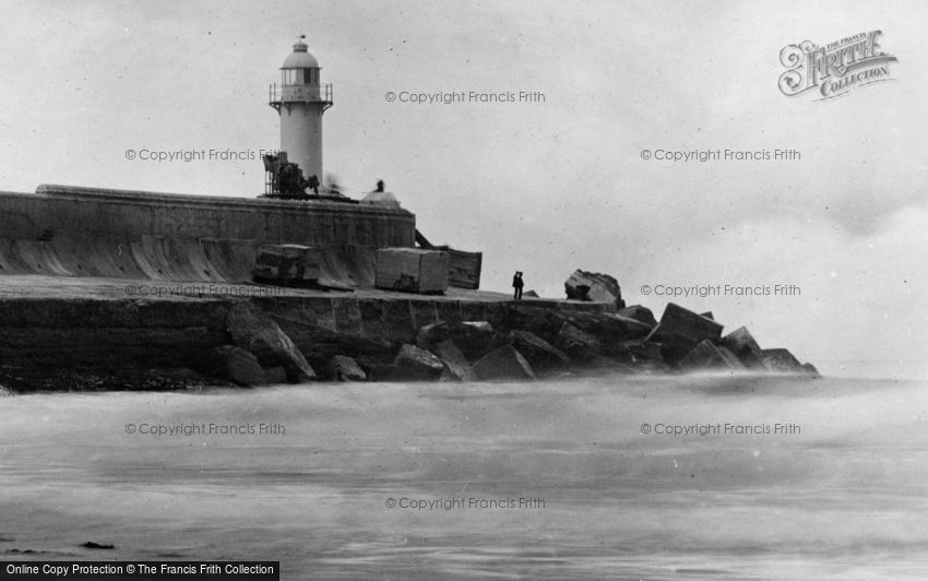 Redcar, Lighthouse at River Tees Mouth 1925