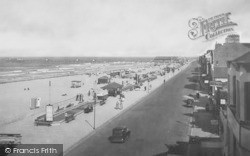 The Esplanade 1934, Redcar