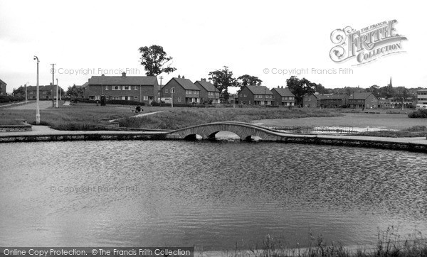 Photo of Redditch, Batchley Lakes, The Estate c.1955