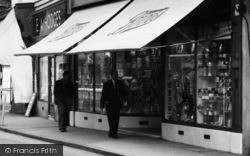 Evesham Street, Boots c.1960, Redditch