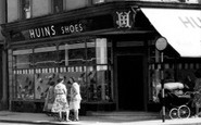 Redditch, Huins Shoes, Market Place c1955