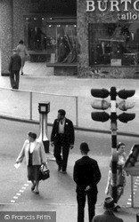 Redditch, Traffic Lights, Evesham Street c1960
