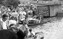 Boating, Earlswood Lake c.1950, Redhill