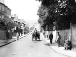 Brighton Road 1915, Redhill