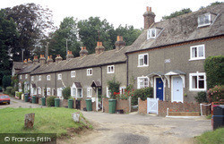 Carters Cottages 2004, Redhill