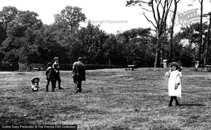 Photo of Redhill, Children On The Common 1910