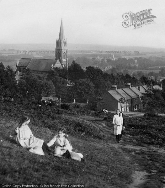 Photo of Redhill, Girls On The Common 1916