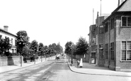 London Road And The Colman Institute 1906, Redhill