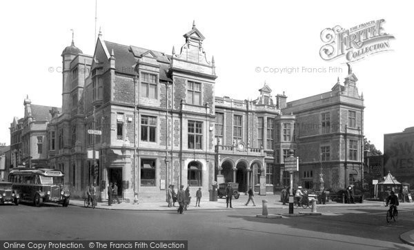 Photo of Redhill, Market Hall 1933