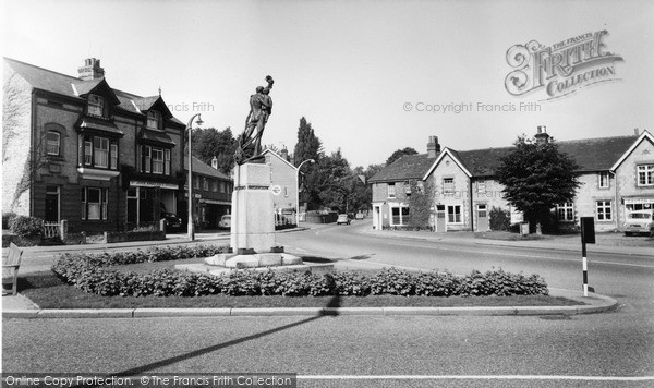 Photo of Redhill, Shaws Corner c.1960