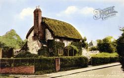 Thatch Cottage, Linkfield Lane c.1960, Redhill