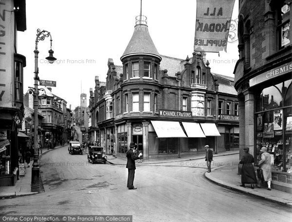 Photo of Redruth, Fore Street 1930