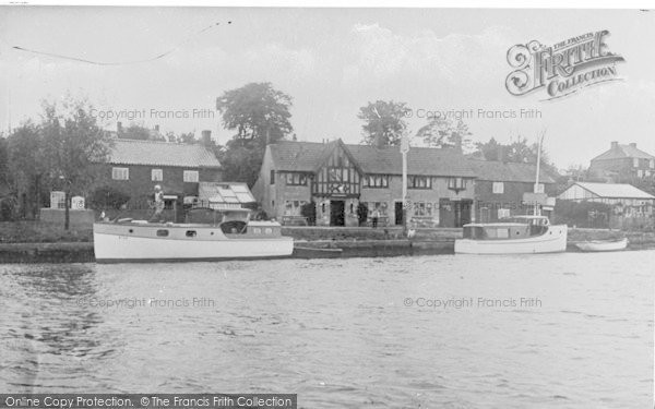 Photo of Reedham, Lord Nelson Hotel c1930